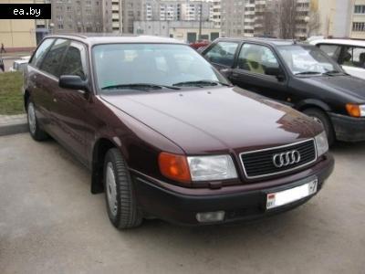      Audi 100  