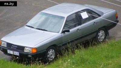     Audi 100  