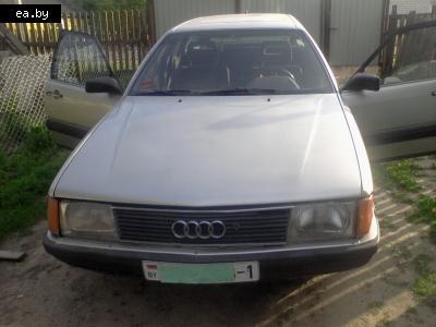   Audi 100  