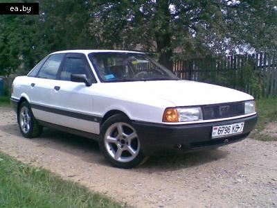      Audi 80  