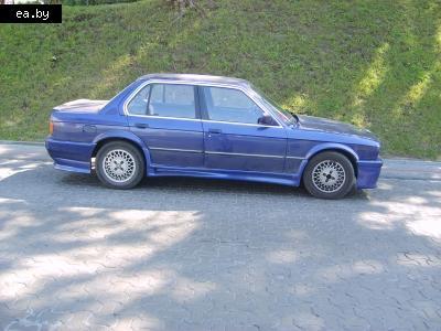    BMW 3 Series (E30)  3  30