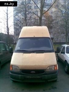 /  Ford Transit  