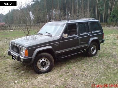   Jeep Cherokee  