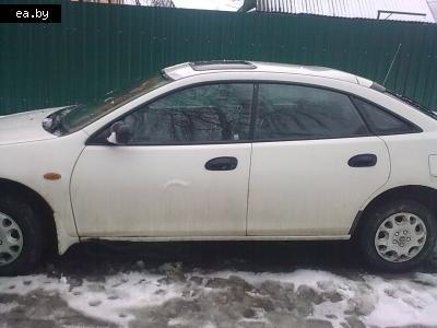      Mazda 323  