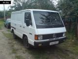  Mercedes MB100