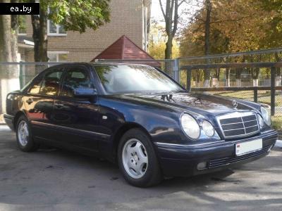    Mercedes E Class (W210)   