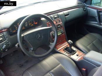 -  Mercedes E Class (W210)   