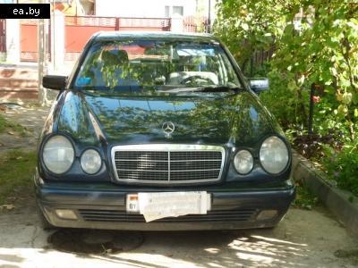    Mercedes E Class (W210)   