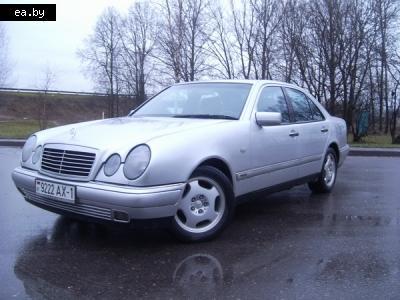   Mercedes E Class (W210)   