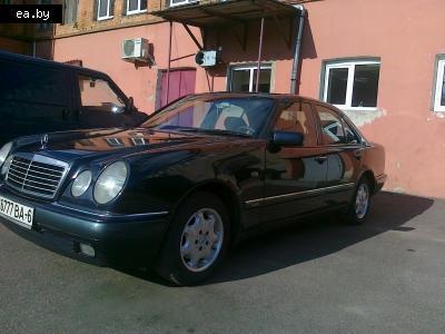   Mercedes E Class (W210)   