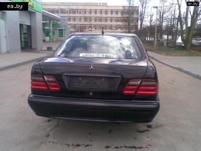   Mercedes E Class (W210)   