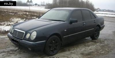    Mercedes E Class (W210)   