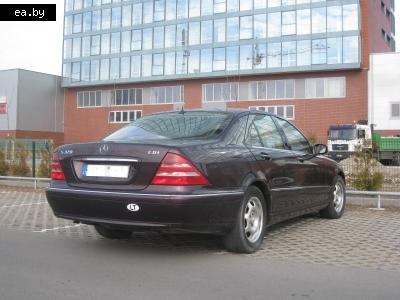 -  Mercedes S Class (W220)   