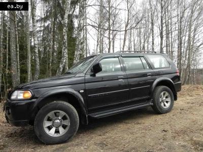  Mitsubishi Pajero  