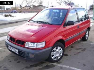 -  Mitsubishi Space Runner   