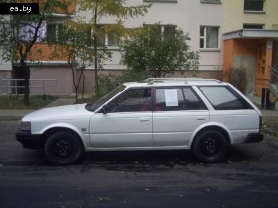  Nissan Bluebird  