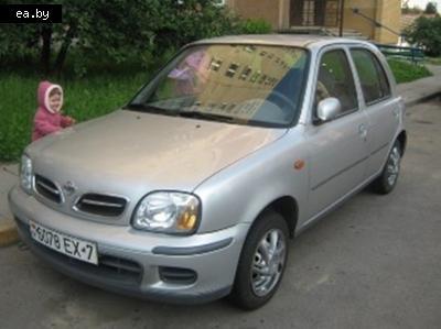 /  Nissan Largo  