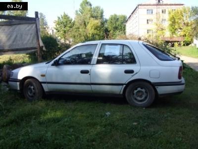  Nissan Sunny  