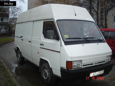      Nissan Trade  