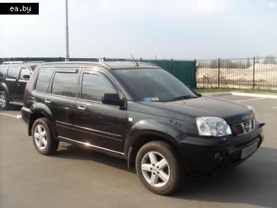  Nissan X-Trail  -