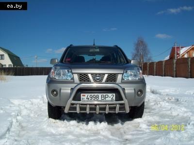 -  Nissan X-Trail  -