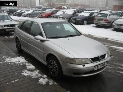 -  Opel Vectra  