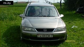 -  Opel Vectra  