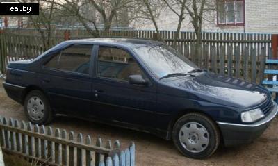 -  Peugeot 405  