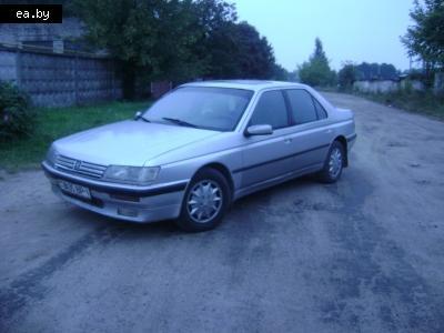   Peugeot 605  