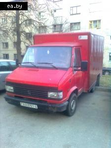  / Peugeot J5  