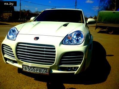    Porsche Cayenne  