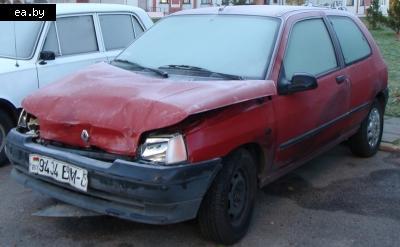    Renault Clio  