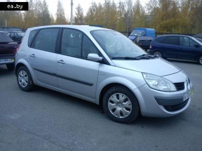 -  Renault Scenic  