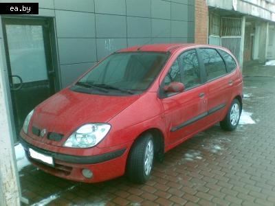 -  Renault Scenic  