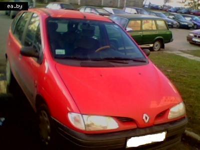 -  Renault Scenic  