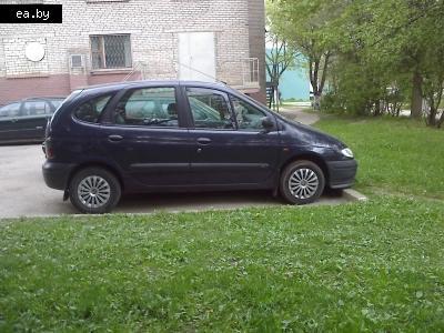  Renault Scenic  