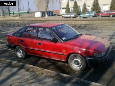  Toyota Corolla  