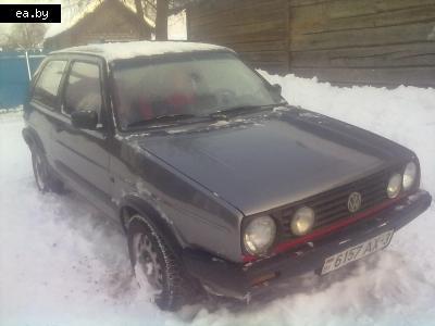   Volkswagen Golf 2   2