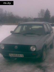   Volkswagen Golf 2   2