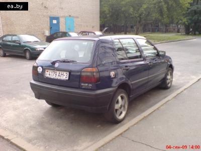   Volkswagen Golf 3   3