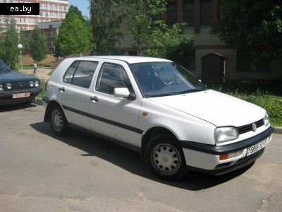   Volkswagen Golf 3   3