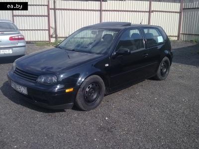 -  Volkswagen Golf 4   4