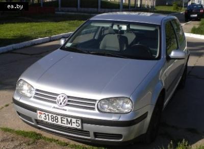   Volkswagen Golf 4   4