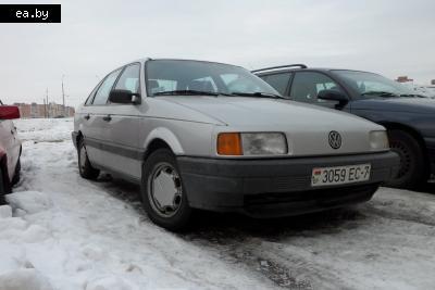    Volkswagen Passat B3   3