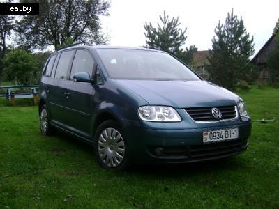  Volkswagen Touran  