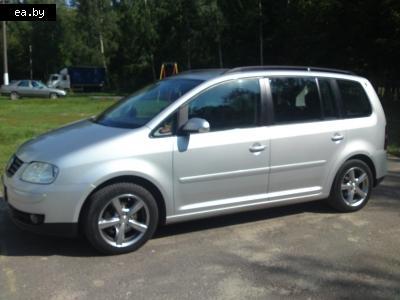   Volkswagen Touran  