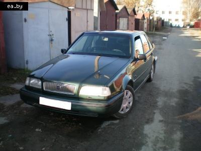   Volvo 440  