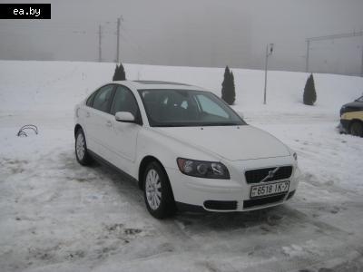    Volvo S40  40