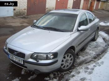  Volvo S60  60