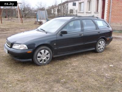  Volvo V40  40